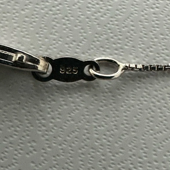 Lab-Created Blue & White Sapphire with Sterling Silver 18” Necklace /Pendant NIB - Picture 3 of 6